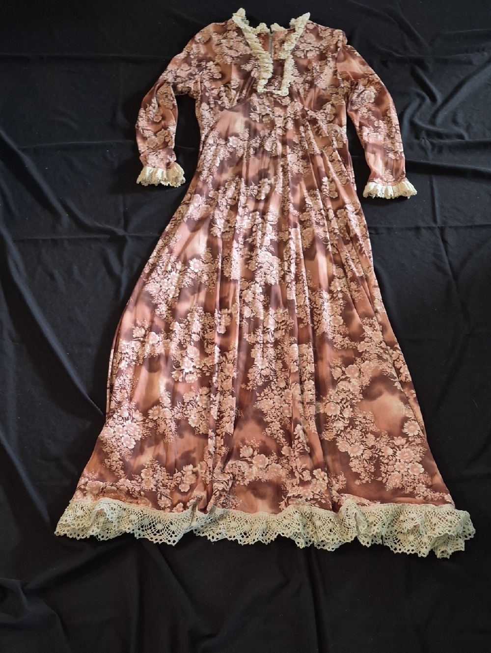 Vintage  Brown/Tan Floral Maxi Dress with Crochet Lace Trim